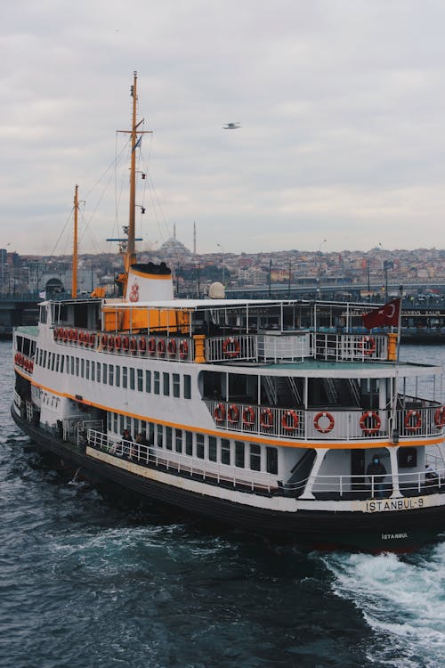 Fotobanka s bezplatnými fotkami na tému bosporský prieliv, cestovanie po mori, Istanbul