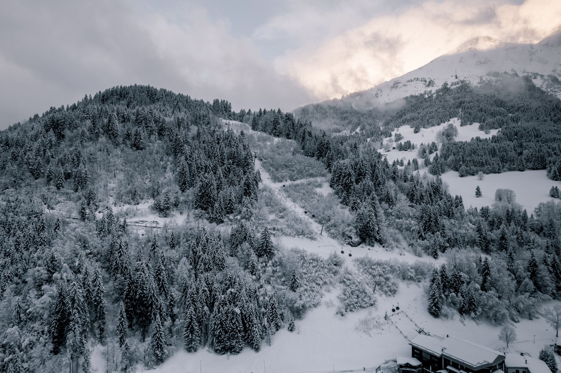 How to Become a Ski Instructor - A 10-Step Guide