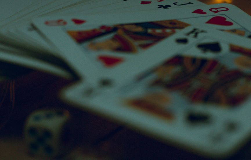 Online Casino Turnier mit Spielern und großen Gewinnen