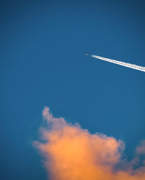 Darmowe zdjęcie z galerii z błękitne niebo, chmury, dym