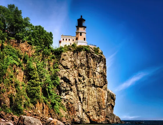 Split Rock Lighthouse on its cliff above Lake Superior
