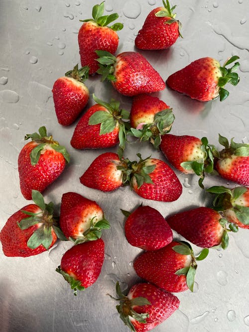 Free Overhead Photo of Ripe Strawberries Stock Photo