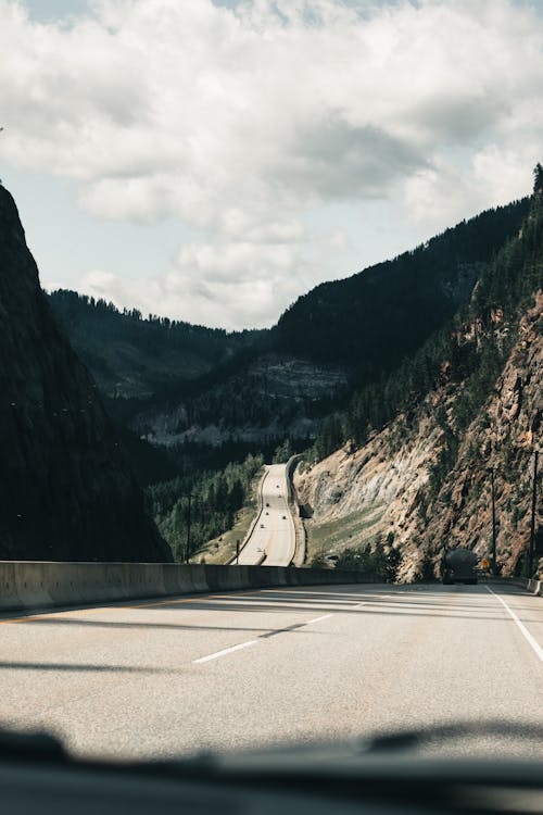 Immagine gratuita di autostrada, calcestruzzo, montagna