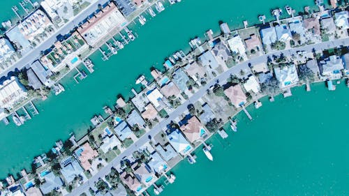 Photos gratuites de de banlieue, maisons, reliefs côtiers et océaniques