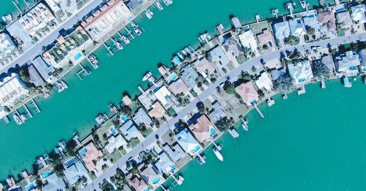 Stunning aerial view of waterfront houses in Clearwater, Florida.