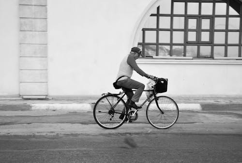 Ingyenes stockfotó bicikli, egyszínű, fekete-fehér témában Stockfotó