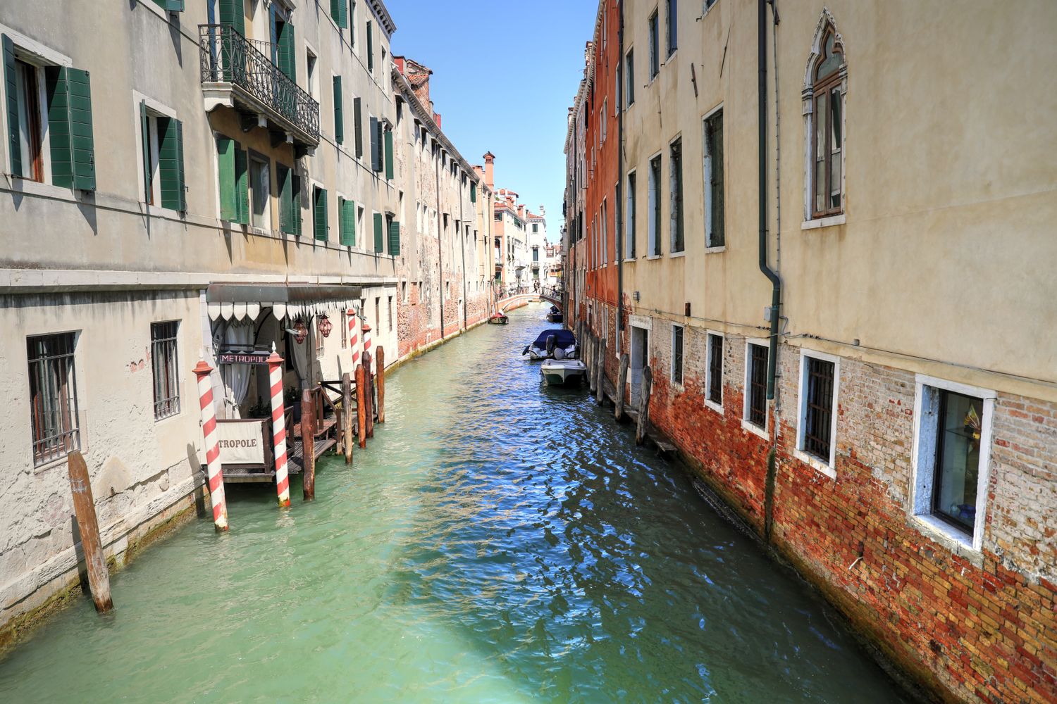 Italian Councils Pile New Taxes and Curbs on Short-Term Lets