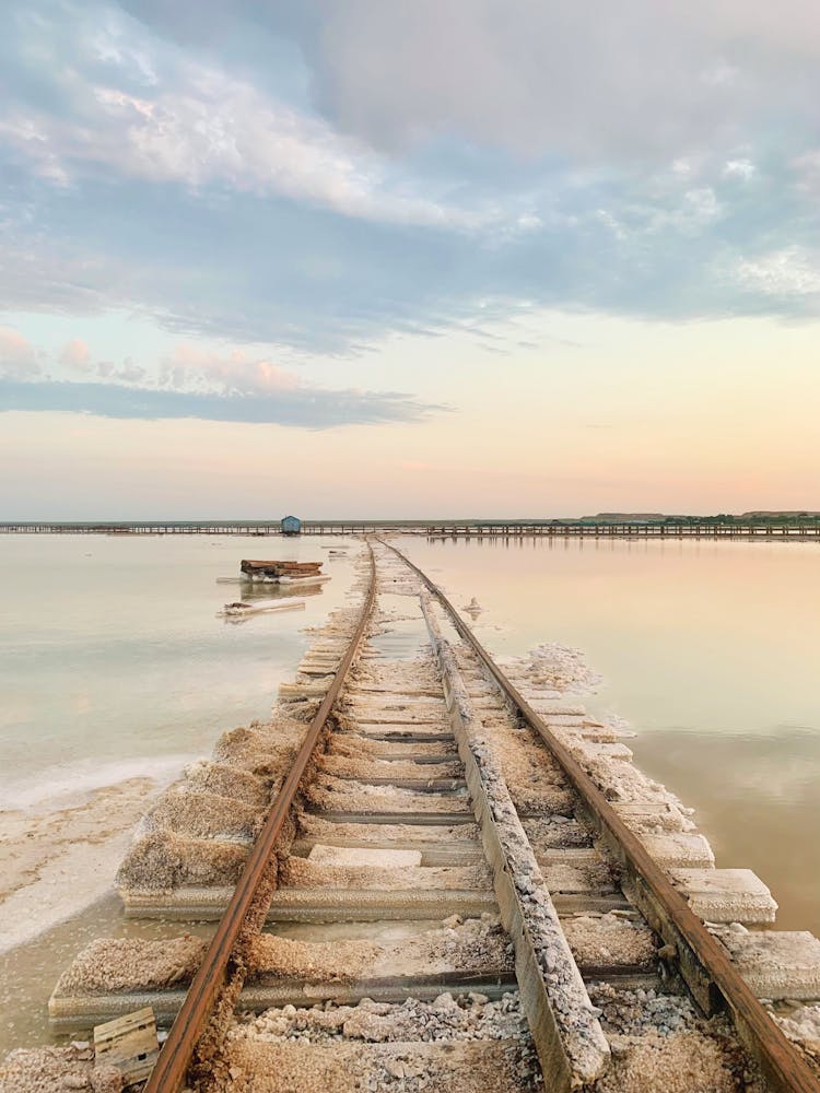 Rusty Tracks On Lake