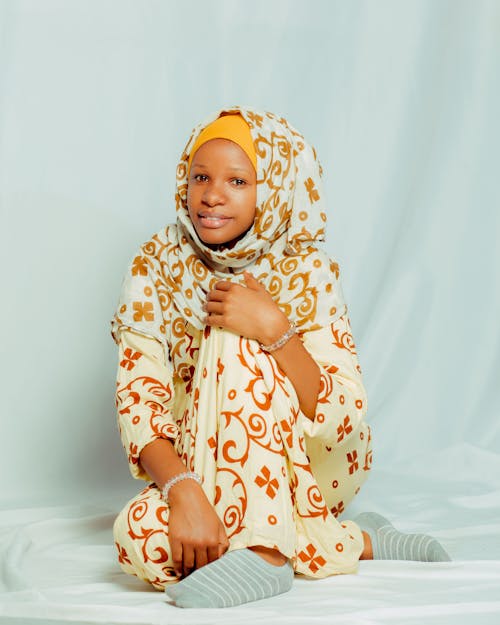 Gratis lagerfoto af afrikansk kvinde, folkedragt, hijab