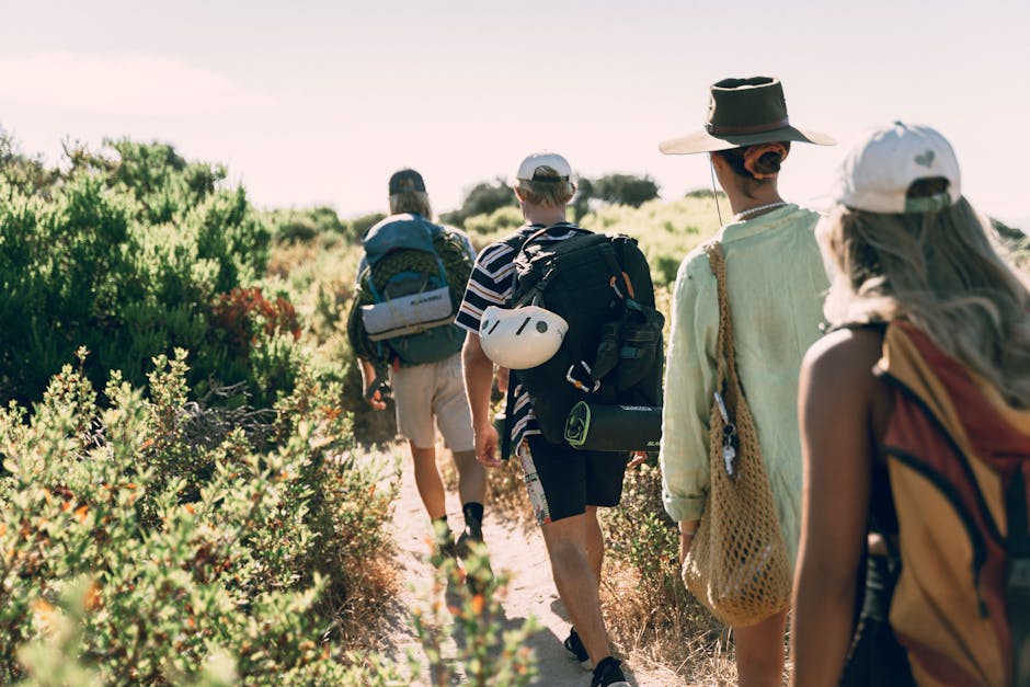 Young Adults Hiking - Retreats For Young Adults young adults hiking - Retreats for young adults