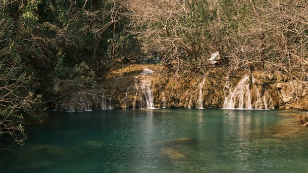 Faszinierender See mit Wald – Natur Hintergrundbild (von Engin Akyurt, 10000×5625, #11374923)