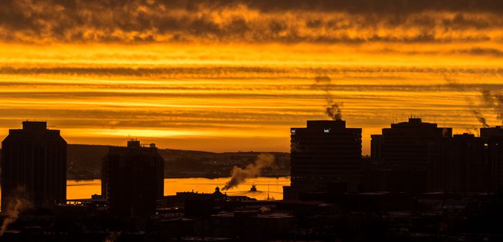 Ottawa Air Quality Watch as Ford Slams Trump, Demands Wildfire Strategy