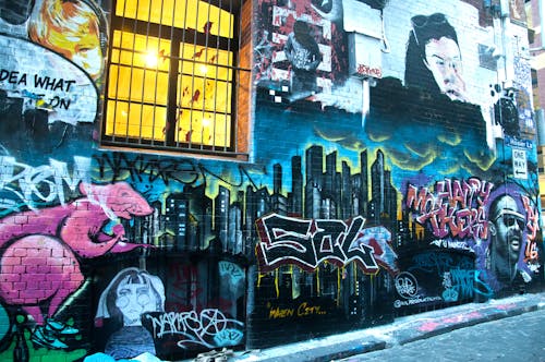 Gratis Fotografi Graffiti Di Brickwall Foto Stok