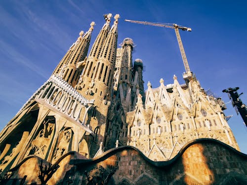 sagrada familia, 人, 低角度拍攝 的 免費圖庫相片