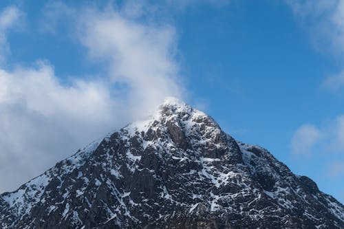 бесплатная Бесплатное стоковое фото с голубое небо, горный пик, зима Стоковое фото