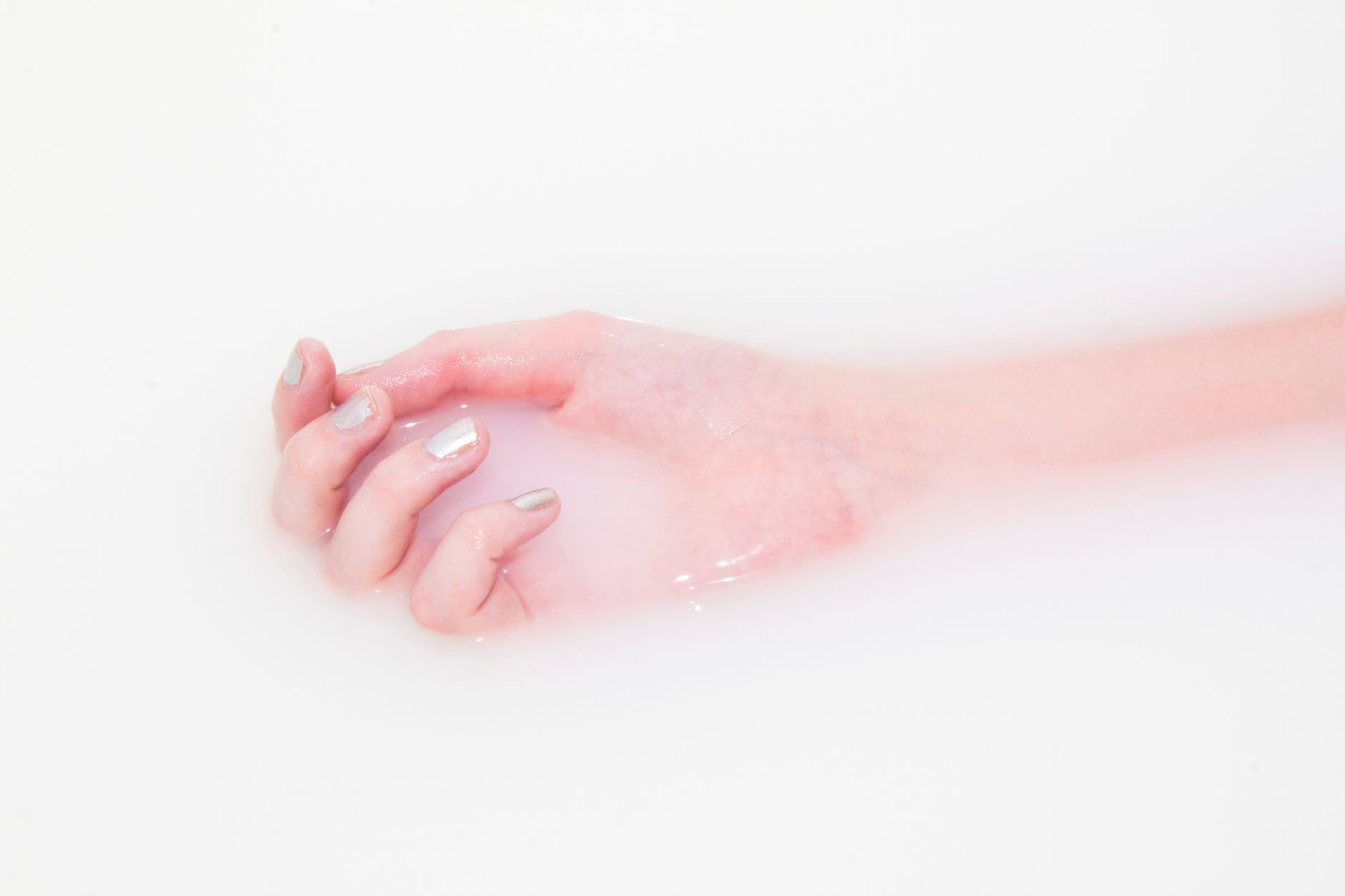 Melanonychia: Understanding the Dark Discoloration of Nails