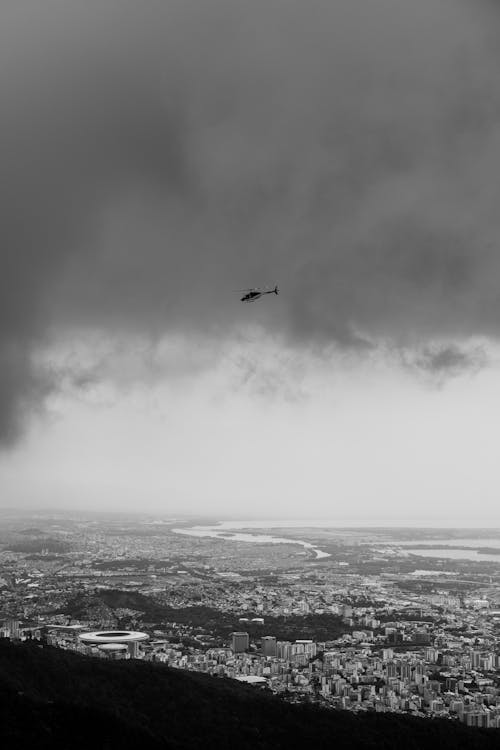 Безкоштовне стокове фото на тему «вертикальні постріл, гелікоптер, краєвид»