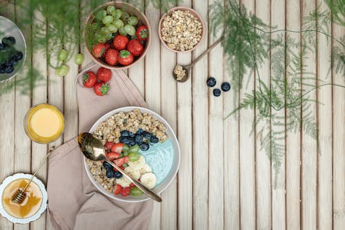 Δωρεάν στοκ φωτογραφιών με granola, βατόμουρα, κάτοψη