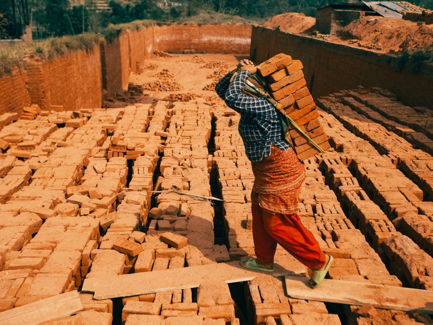 Recent Developments: Gates Foundation AI Commitment and Mumbai Cafe License Suspension