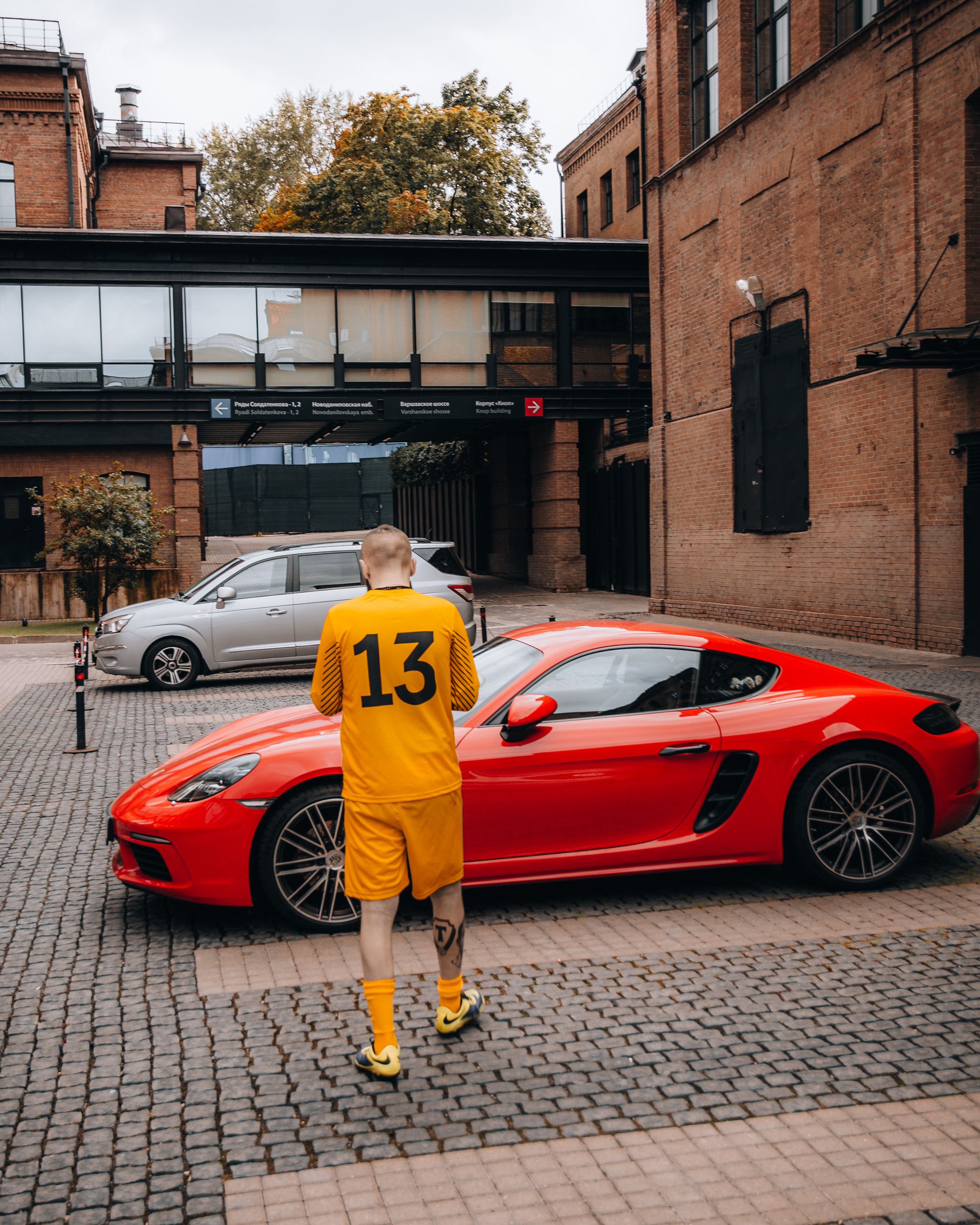 The Secret Behind Footballers' Cars: Why Many Don't Actually Buy Them
