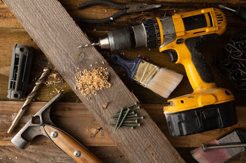 Kostenloses Stock Foto zu ausrüstung, hammer, handbohrer