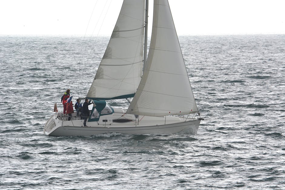 Free stock photo of bateau à voile, marine, mer eau vent loisirs