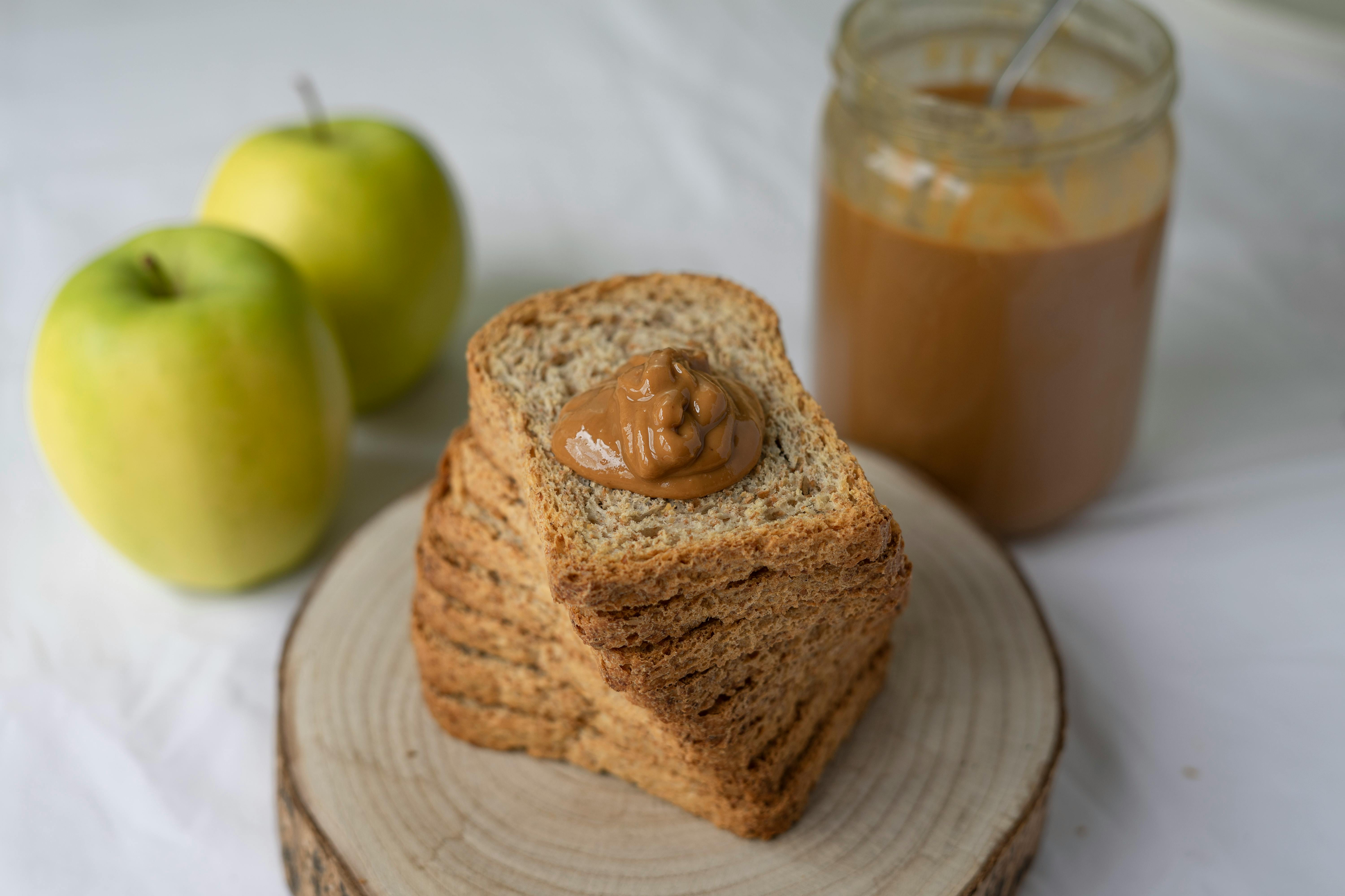 Bread with Peanut Butter and Apples