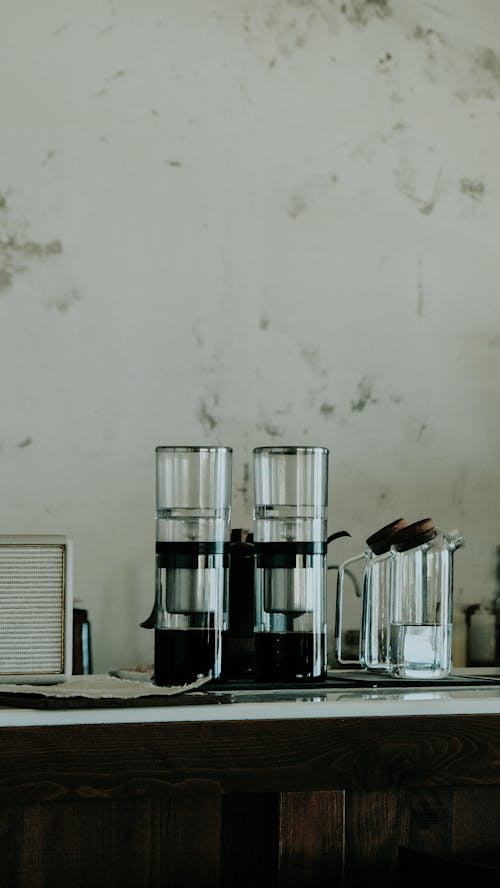 Gratis stockfoto met cafe cultuur, container, druk koffiezetapparaat