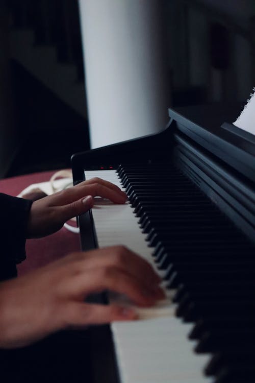 Imagine de stoc gratuită din a închide, artist, cântând la pian