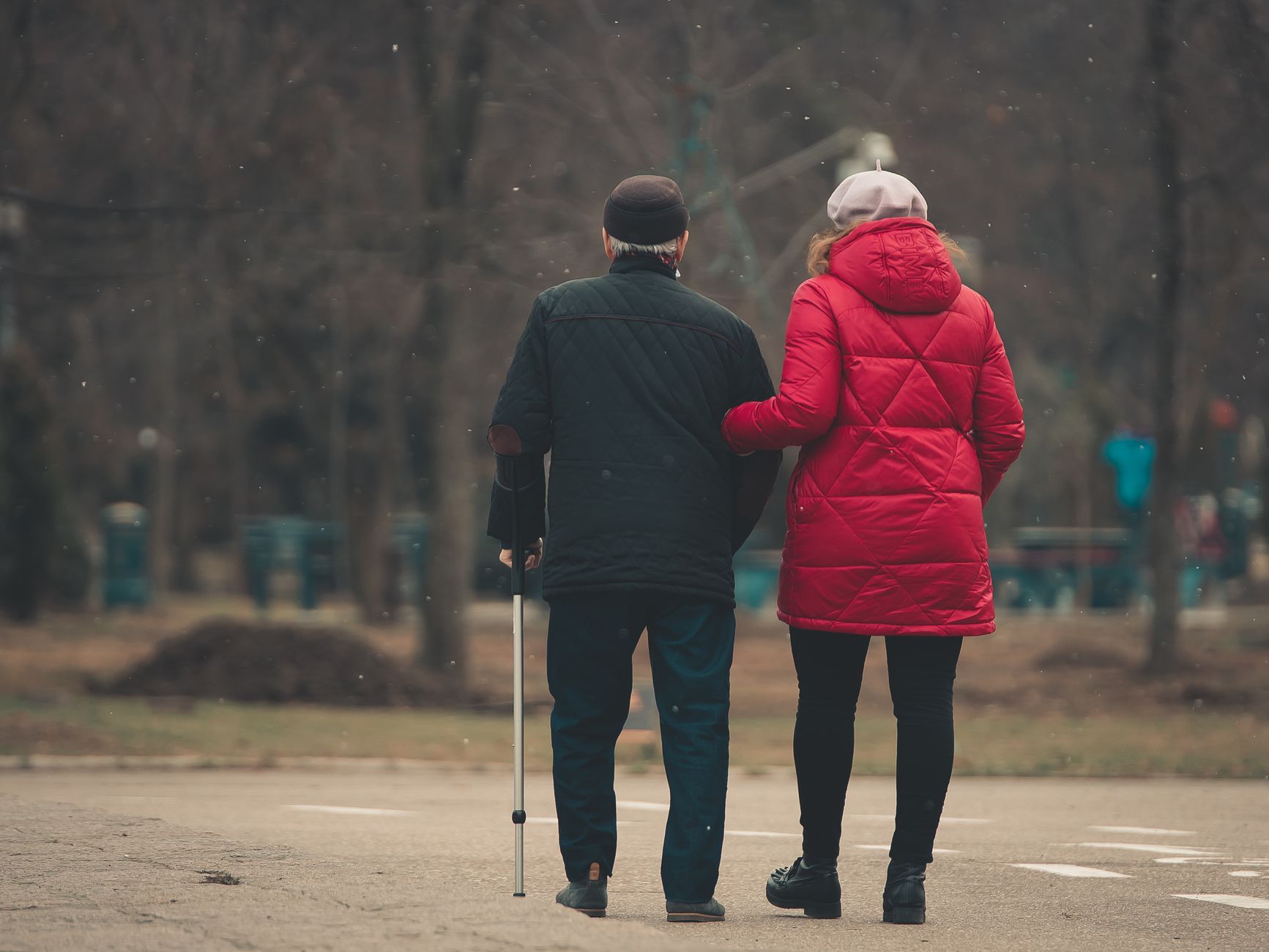 Man die vrouw te hulp schoot na lastiggevallen te zijn, krijgt juridische problemen