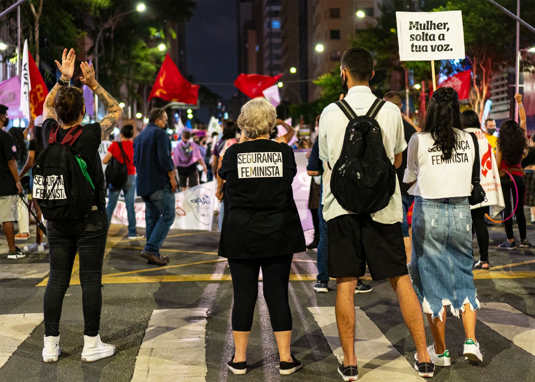 Órfãos de Vítimas de Feminicídio Têm Direito a Pensão Especial do INSS
