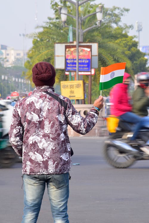 Kostenloses Stock Foto zu fahrzeuge, indische flagge, langarm-shirt