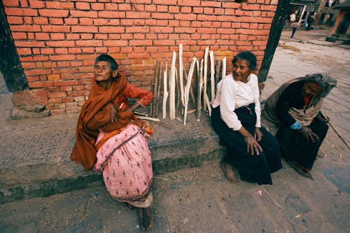 Ücretsiz asyalı kadınlar, çubuklar, eski içeren Ücretsiz stok fotoğraf Stok Fotoğraflar