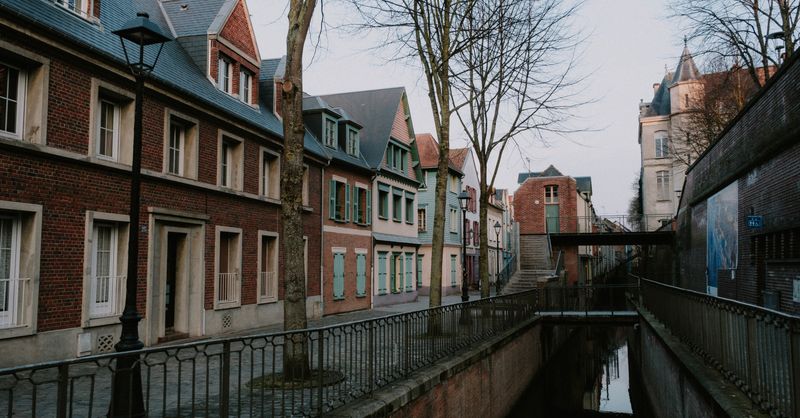 Porte Chapelle : Quartier Paris Guide 2026