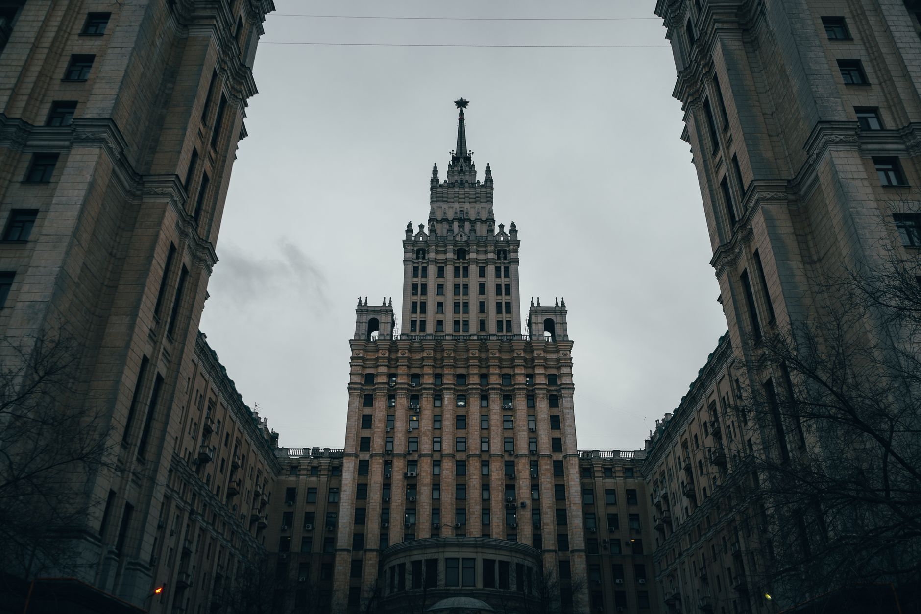 Asociația Magistraților îl acuză pe Ilie Bolojan de mentalitate stalinistă