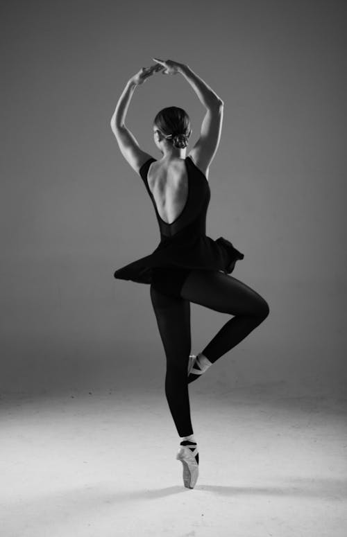 Darmowe zdjęcie z galerii z balerina, balet, czarno-biały