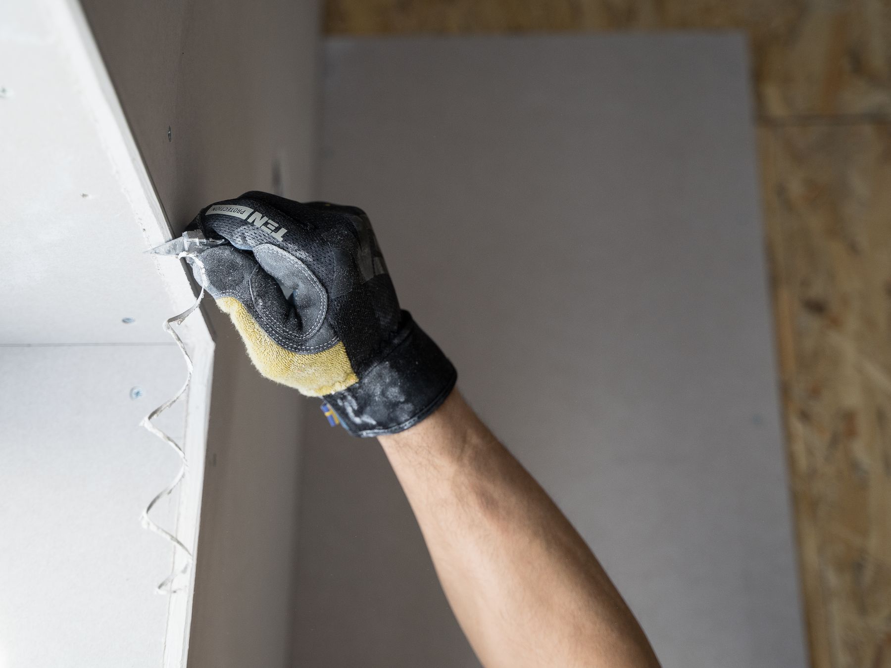 Ackworth — professional packers wrapping and boxing belongings