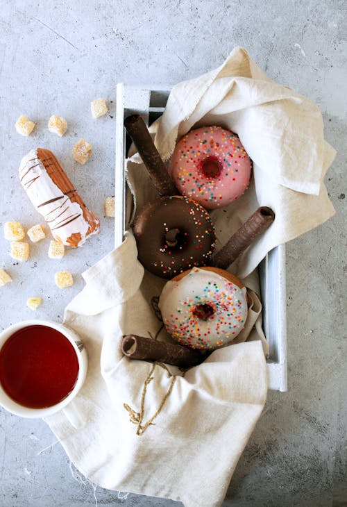 Gratis arkivbilde med delikat, dessert, doughnuts