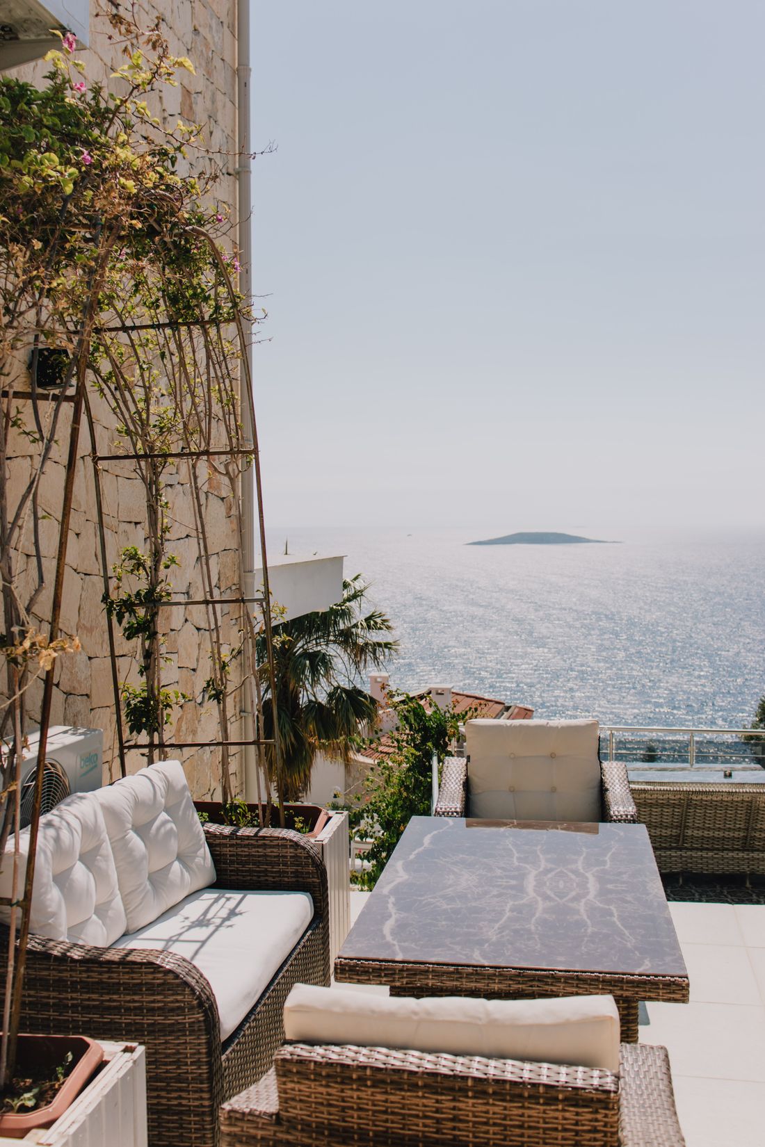 Cliff Suite — imagine 4