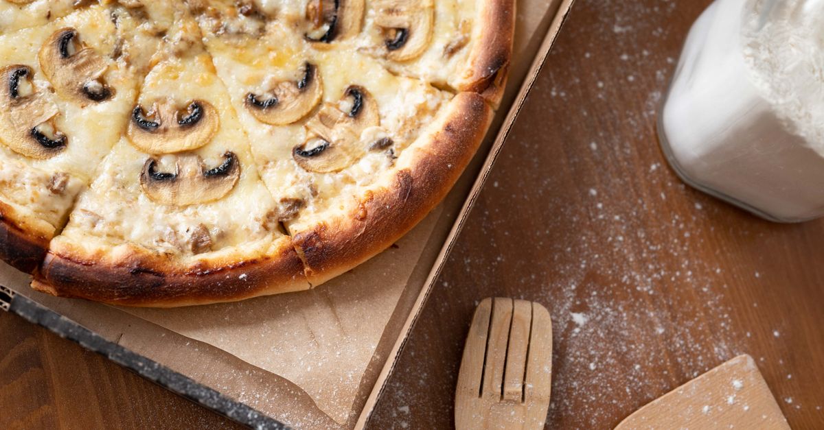 Why Your Homemade Pizza is Bland (And The Flavor Secrets That Changed Everything For Me)