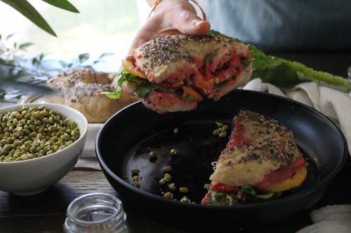 Ilmainen kuvapankkikuva tunnisteilla bagel-voileipä, bagelin resepti, itse tehty