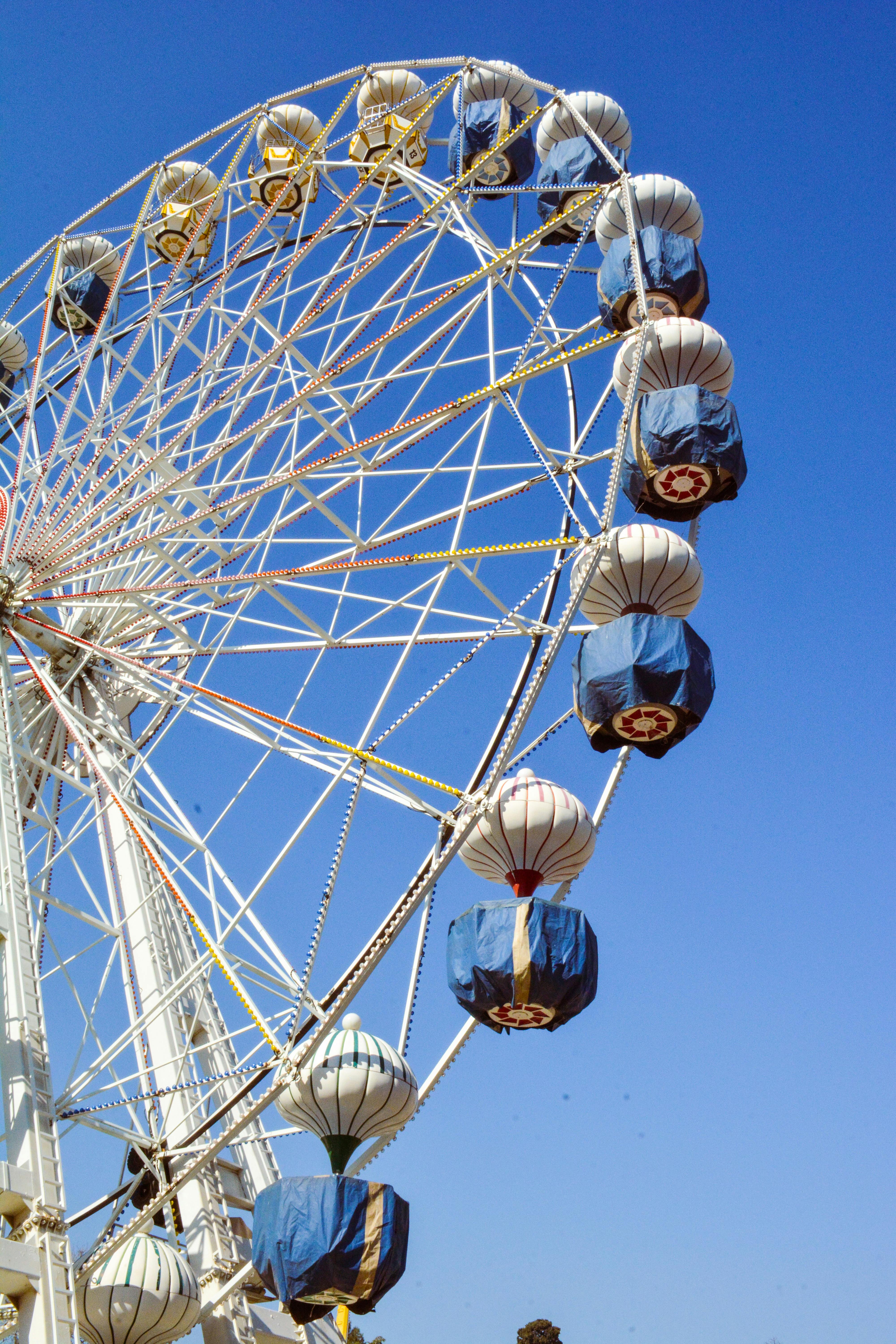 Circular Cages Photos, Download The BEST Free Circular Cages Stock ...