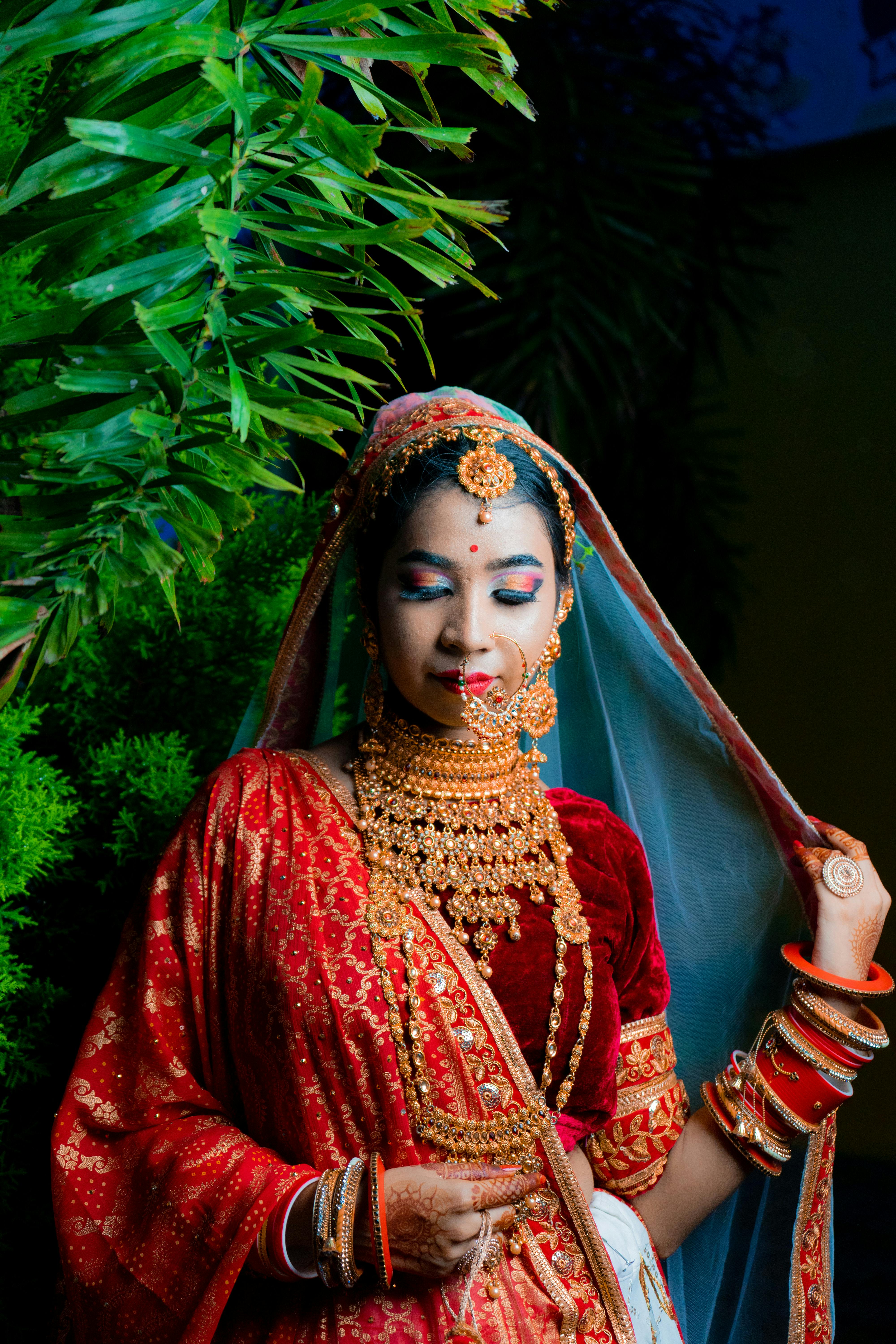 Portrait of an Old Indian Woman in Traditional Clothing · Free Stock Photo