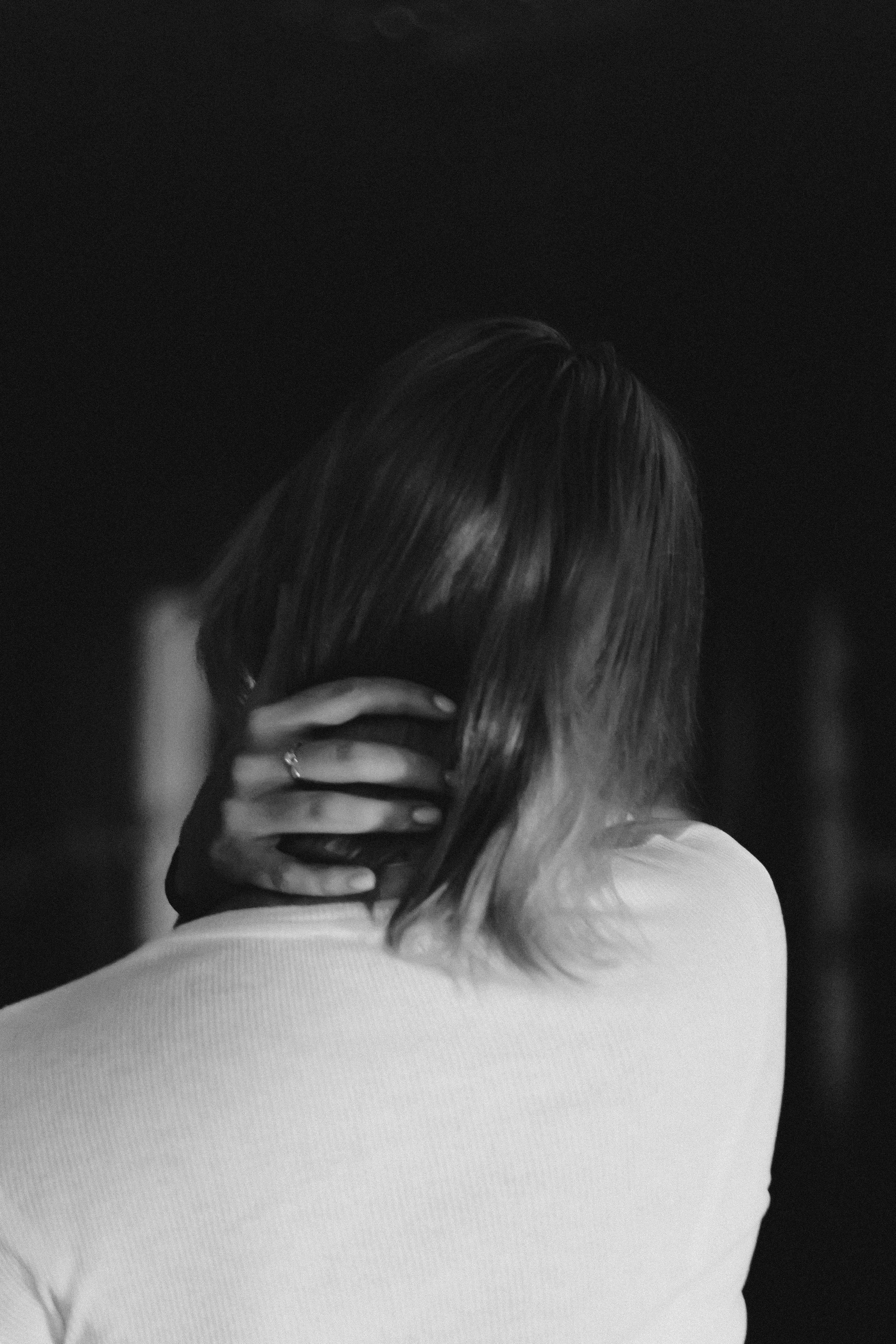 Black and White Photo of Woman with Short Hair Seen from Behind · Free  Stock Photo