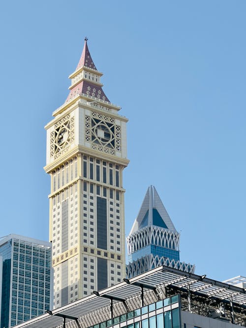 Photos gratuites de bâtiments de verre, ciel bleu, dubaï