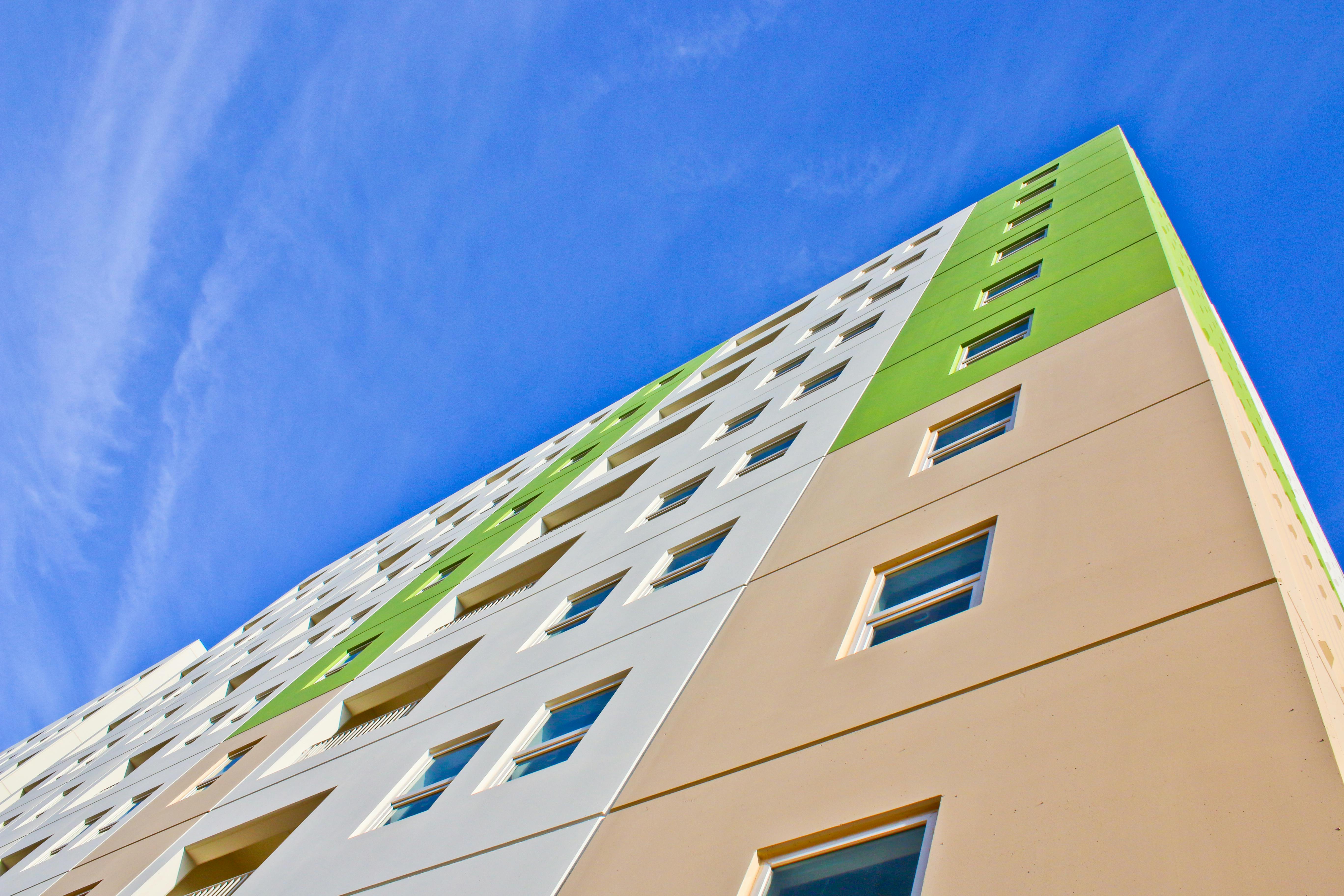 Fassadenarbeiten Techniker Wasserpumpe