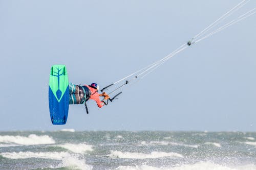 Δωρεάν στοκ φωτογραφιών με kitesurfing, άθλημα, άνδρας