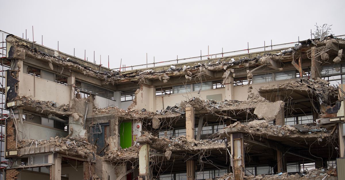 Death Toll in Delhi Building Collapse Rises to Seven; 12 Hospitalized