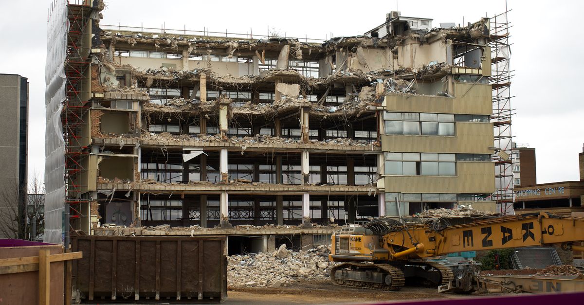 NMC Targets 100 Buildings for Demolition or Sealing Over Code Violations