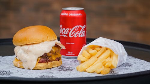 Fotobanka s bezplatnými fotkami na tému burger, chutný, Cola